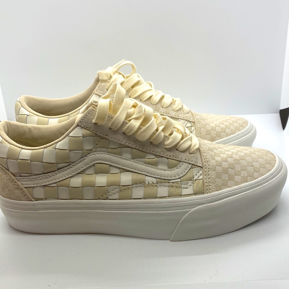 Cream Checkered Low-Top Women's Sneakers
